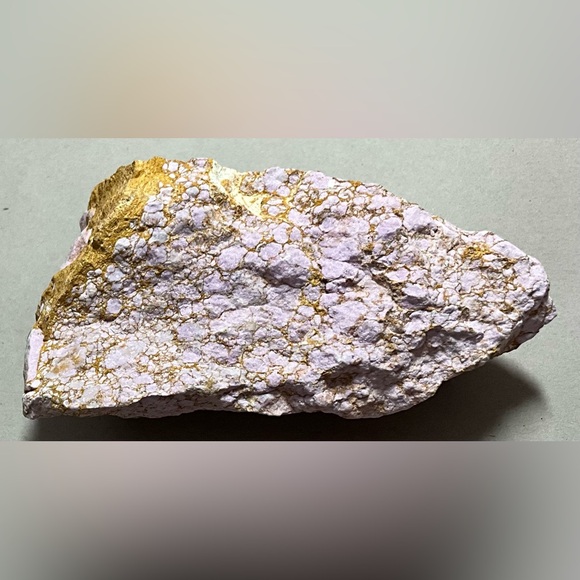 Raw Phosphosiderite Mineral Lavender & Tan Rare from Argentina - Healing & Hope - Picture 2 of 5